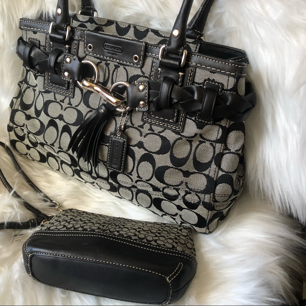 CoachCanvas Bundle Hand bag and wristlet